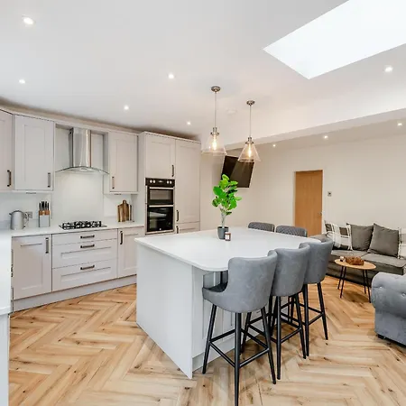 The بيت للعطل